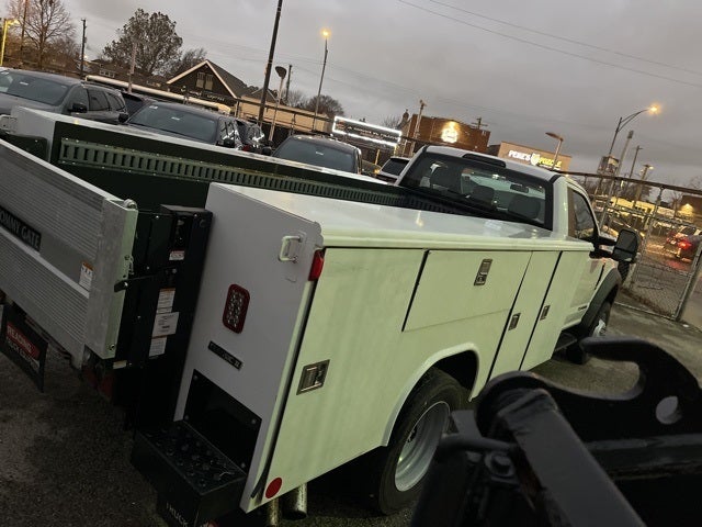 2019 Ford F-450 Chassis XL