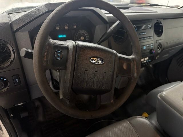 2016 Ford F-450 Chassis XL DRW