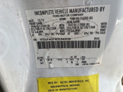 2013 Ford F-450 Chassis XL