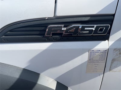 2013 Ford F-450 Chassis XL