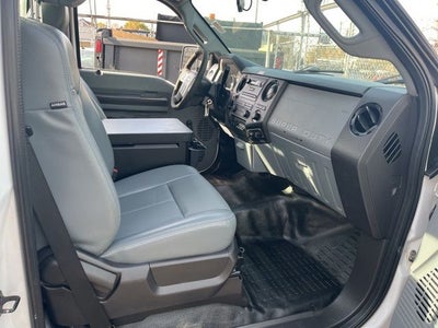 2013 Ford F-450 Chassis XL