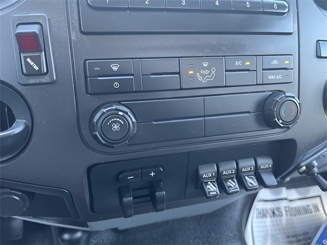 2012 Ford F-450 Chassis XL