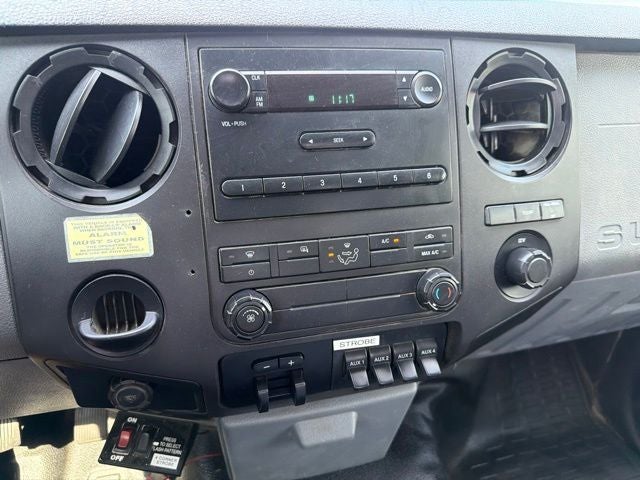 2012 Ford F-550 Chassis DRW