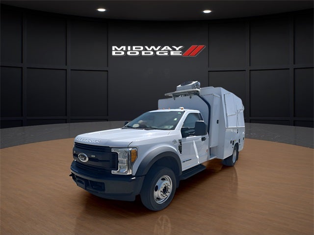 2017 Ford F-550 Chassis XL