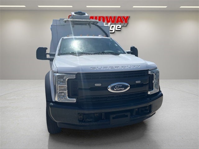 2017 Ford F-550 Chassis XL