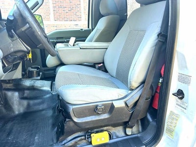 2016 Ford F-550 Chassis DRW