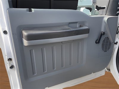 2011 Ford F-550 Chassis XL