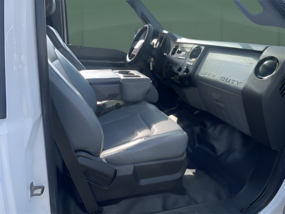 2011 Ford Super Duty F-550 DRW XL