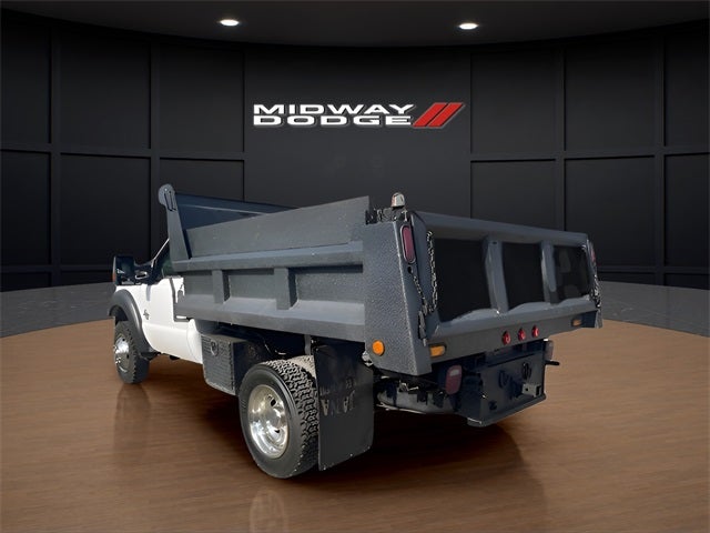 2011 Ford F-550 Chassis XL