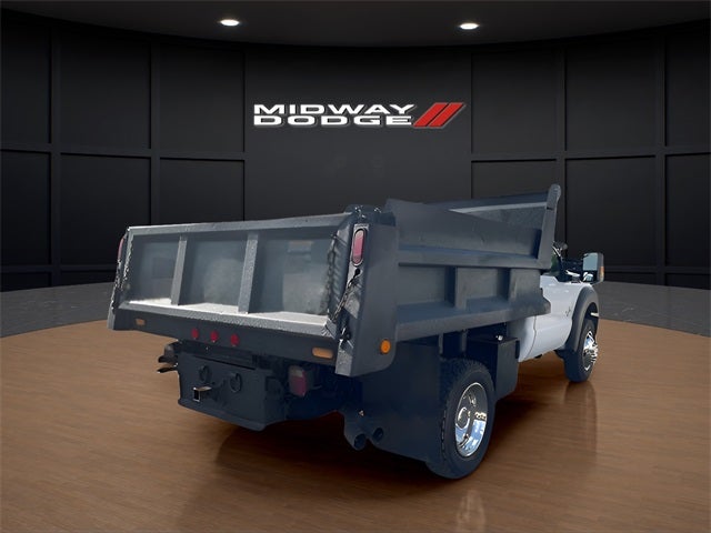 2011 Ford F-550 Chassis XL