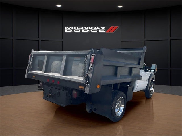 2011 Ford F-550 Chassis XL