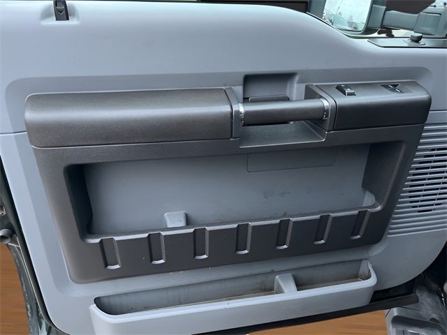 2016 Ford F-550 Chassis XL DRW