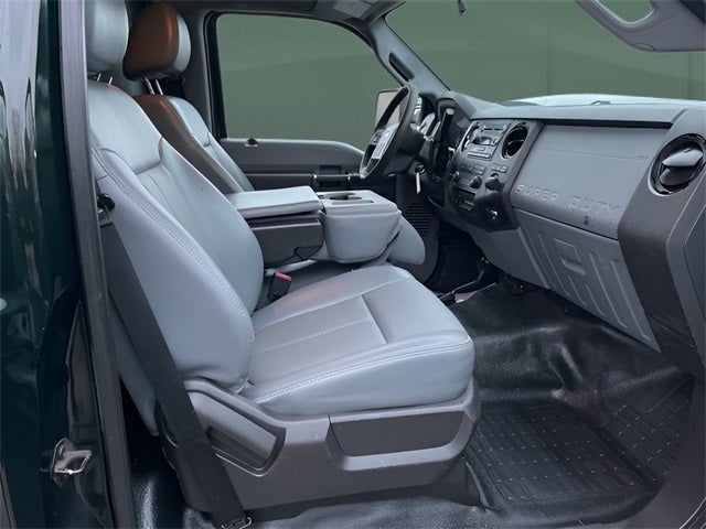 2016 Ford F-550 Chassis XL DRW