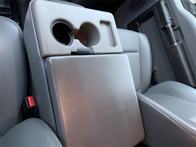 2016 Ford F-550 Chassis XL DRW