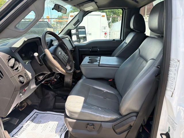 2014 Ford F-550 Chassis XL DRW