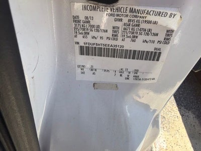 2014 Ford F-550 Chassis XL DRW