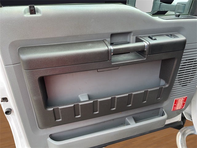 2015 Ford F-550 Chassis XL