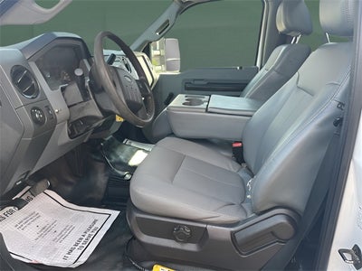 2016 Ford F-550 Chassis XL