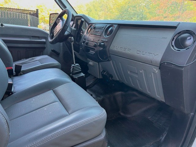 2016 Ford F-550 Chassis DRW