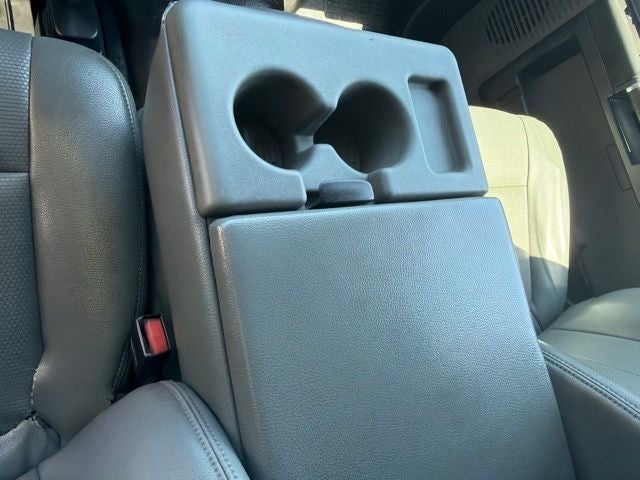 2013 Ford F-550 Chassis XL DRW