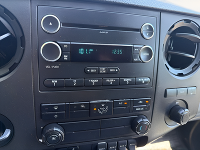 2013 Ford F-550 Chassis XL DRW