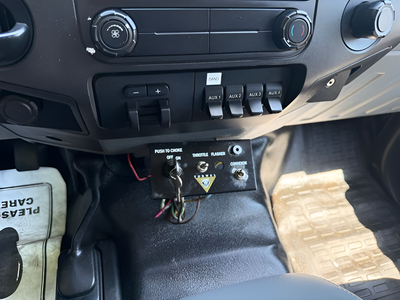 2013 Ford F-550 Chassis XL DRW