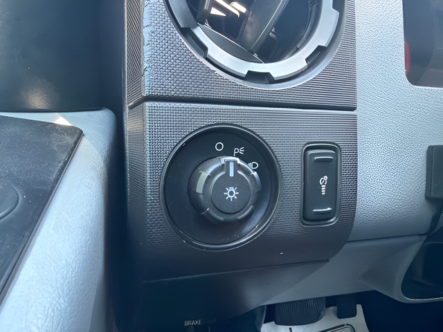 2013 Ford F-550 Chassis XL DRW