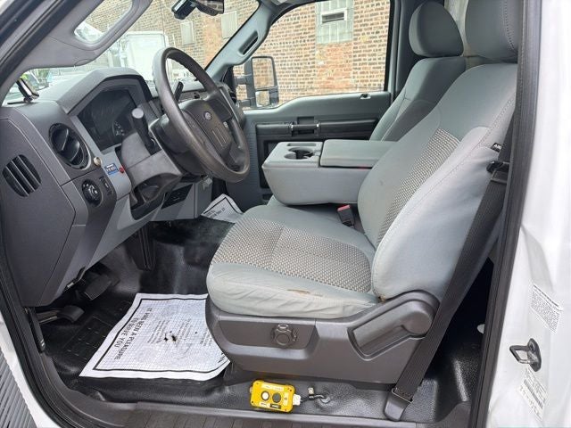 2014 Ford F-550 Chassis DRW