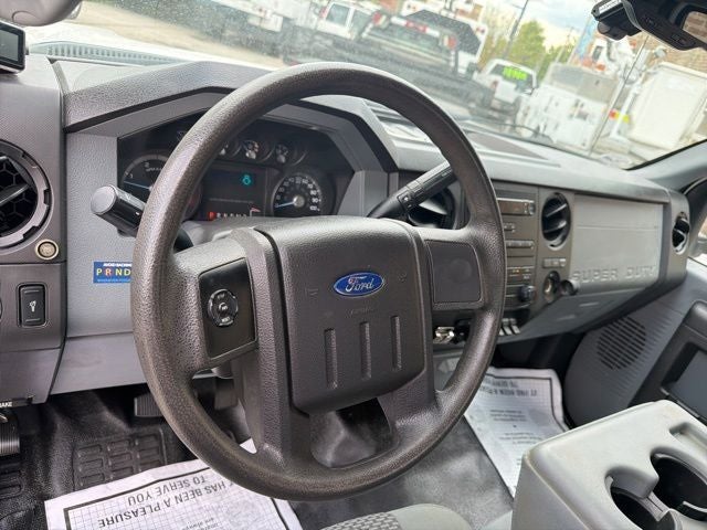2014 Ford F-550 Chassis DRW