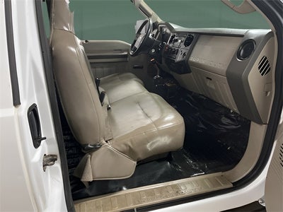 2008 Ford F-450 Chassis XL