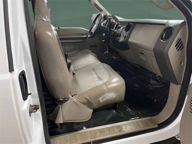 2008 Ford F-450 Chassis XL