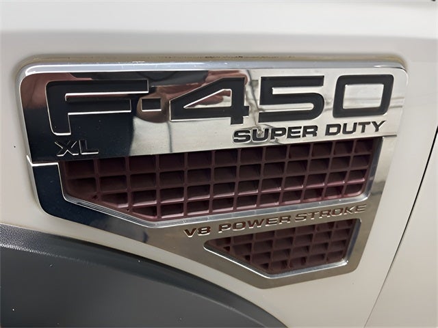 2008 Ford F-450 Chassis XL