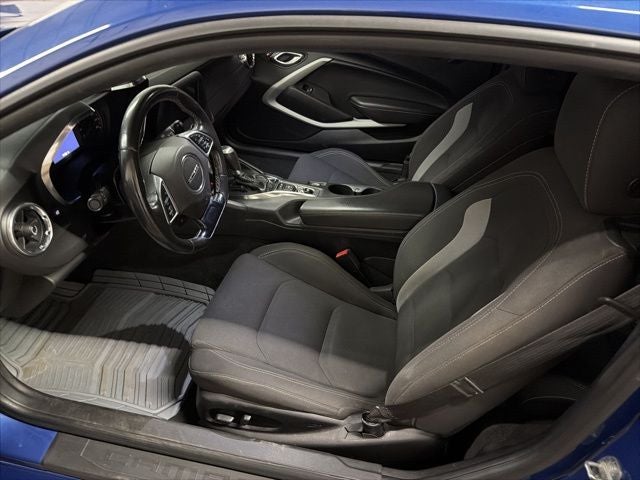 2020 Chevrolet Camaro RWD Coupe 1LT