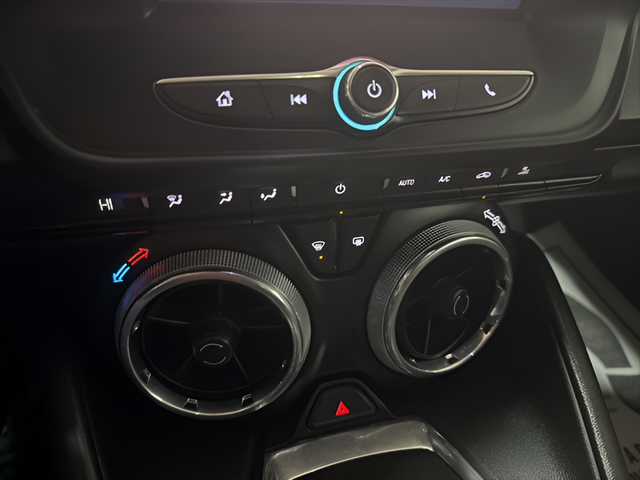 2020 Chevrolet Camaro RWD Convertible 1LT