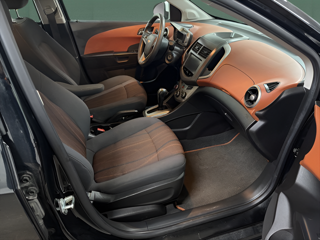 2016 Chevrolet Sonic LT Auto