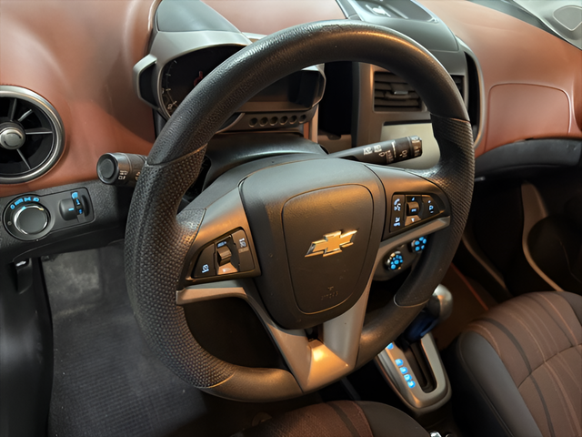 2016 Chevrolet Sonic LT Auto