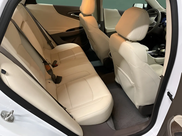 2024 Chevrolet Malibu FWD 2LT