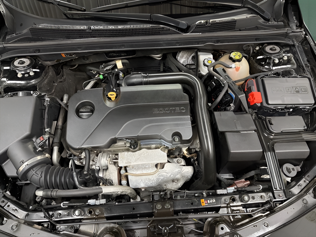 2020 Chevrolet Malibu FWD RS