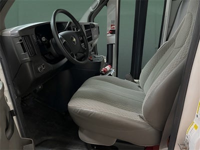 2009 Chevrolet Express Cutaway Work Van