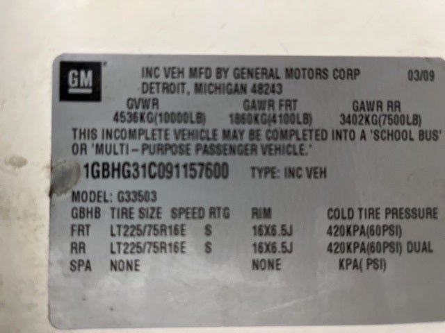 2009 Chevrolet Express Cutaway Work Van