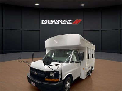 2009 Chevrolet Express Cutaway Work Van