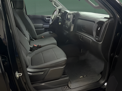 2020 Chevrolet Silverado 1500 4WD Double Cab Standard Bed Custom