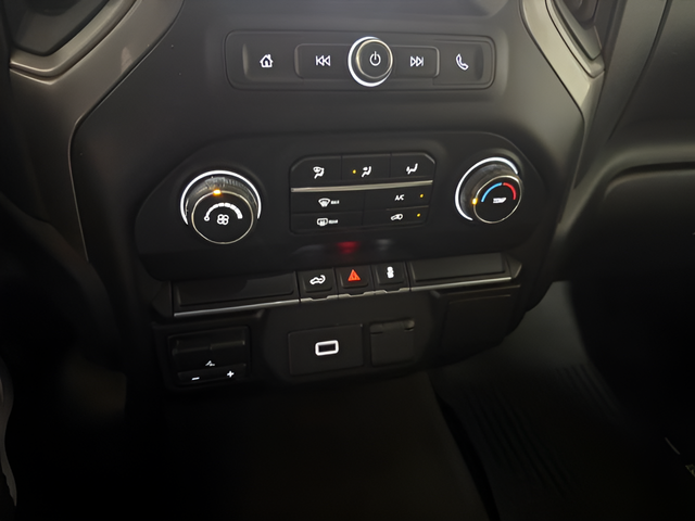 2020 Chevrolet Silverado 1500 4WD Double Cab Standard Bed Custom