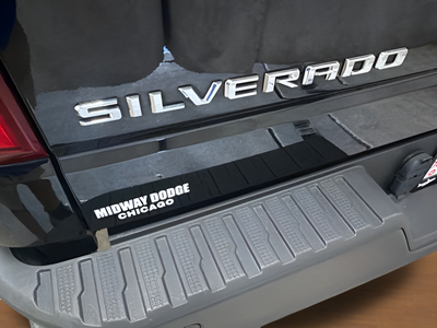2020 Chevrolet Silverado 1500 4WD Double Cab Standard Bed Custom