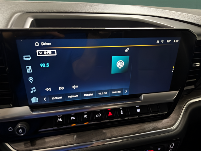 2023 Chevrolet Silverado 1500 4WD Crew Cab Short Bed LTZ