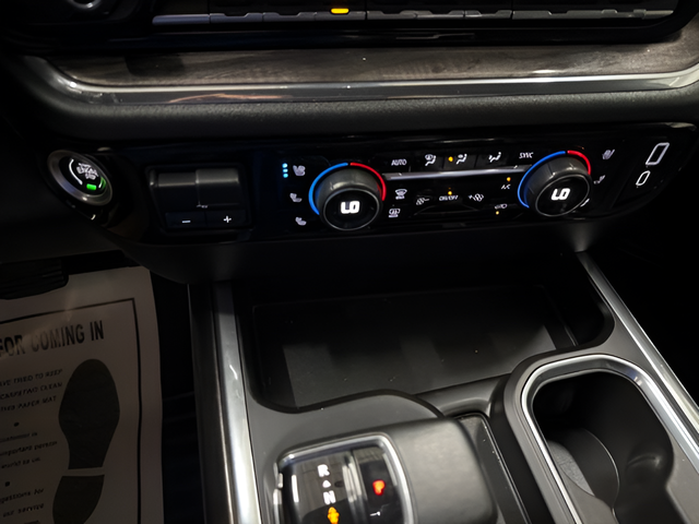 2023 Chevrolet Silverado 1500 4WD Crew Cab Short Bed LTZ