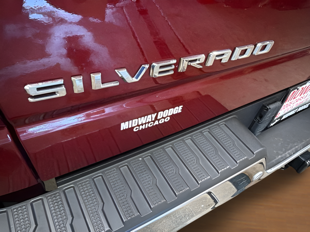 2023 Chevrolet Silverado 1500 4WD Crew Cab Short Bed LTZ
