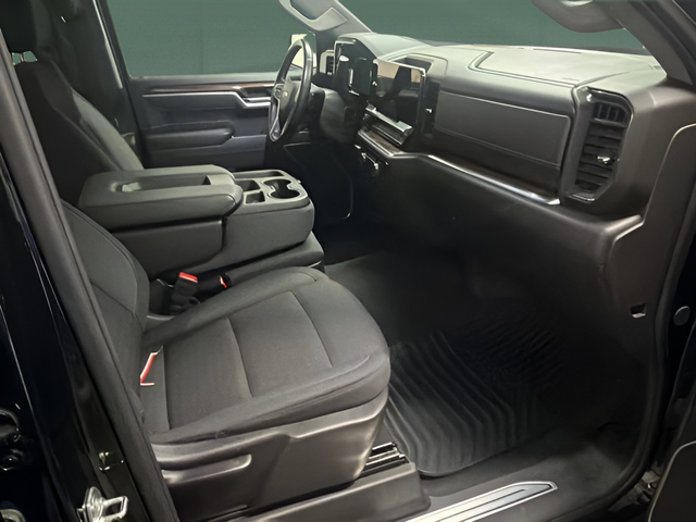 2025 Chevrolet Silverado 1500 4WD Crew Cab Standard Bed LT