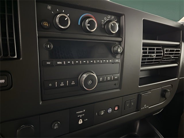 2021 Chevrolet Express Cargo RWD 3500 Regular Wheelbase WT