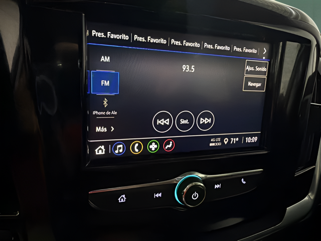 2020 Chevrolet Traverse FWD LS